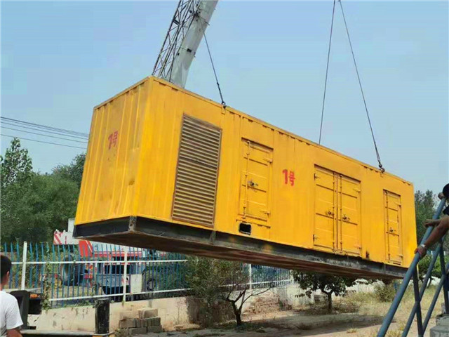 丽江300KW柴油发电机组油耗是多少?